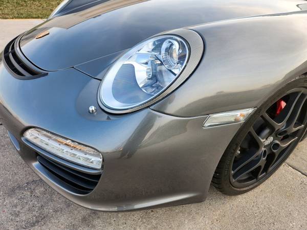 2009 Porsche, dovoz USA — foto 11 z 12