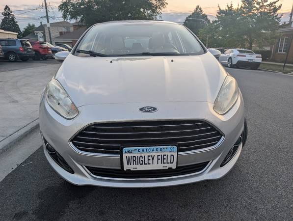 2017 Ford, dovoz USA — foto 2 z 11