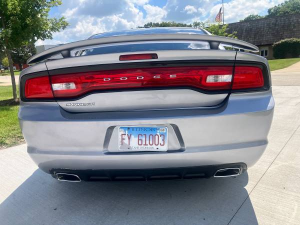 2013 Dodge, dovoz USA — foto 10 z 12