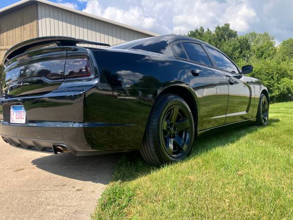 2014 Dodge, dovoz USA — foto 10 z 12