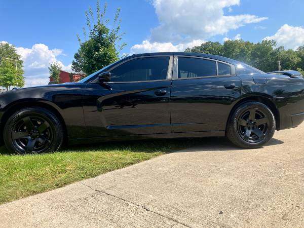 2014 Dodge, dovoz USA — foto 2 z 12