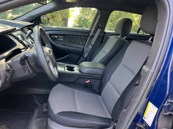 2013 Ford, dovoz USA — foto 10 z 12