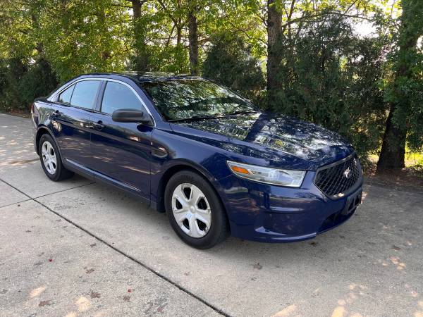 2013 Ford, dovoz USA — foto 2 z 12