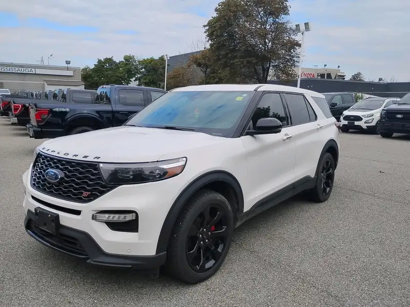 2022 Ford Explorer ST, bílá, 88 813 km, dovoz Kanada — foto 2 z 12
