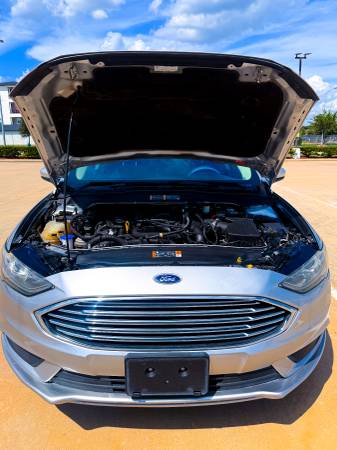 2018 Ford, dovoz USA — foto 12 z 12