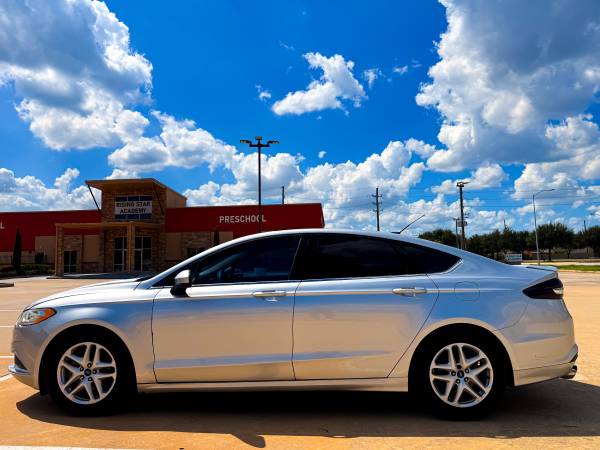 2018 Ford, dovoz USA — foto 6 z 12