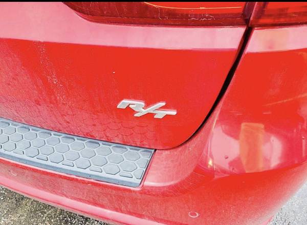 2014 Dodge, dovoz USA — foto 11 z 12