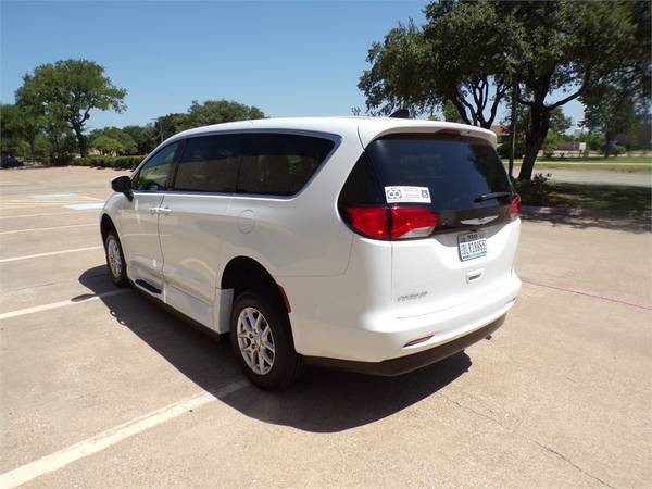 Chrysler, dovoz USA — foto 6 z 12