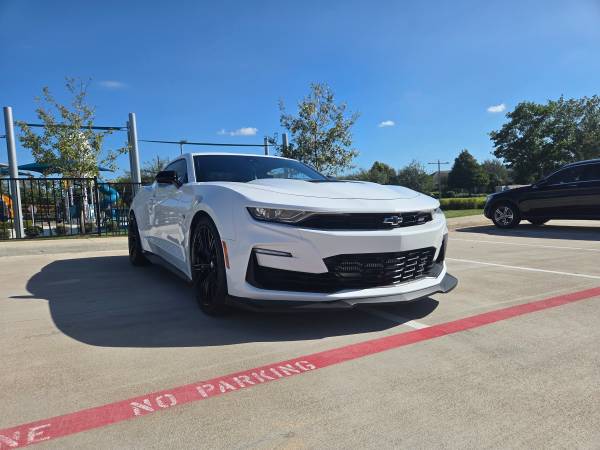 2020 Camaro, dovoz USA — foto 2 z 12