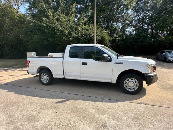 2019 Ford, dovoz USA — foto 3 z 12