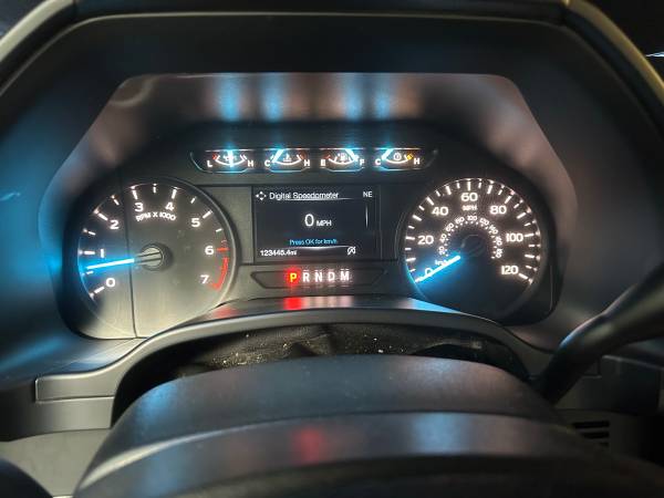 2019 Ford, dovoz USA — foto 6 z 12
