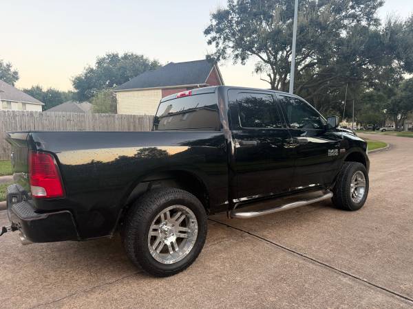2014 RAM, dovoz USA — foto 2 z 7