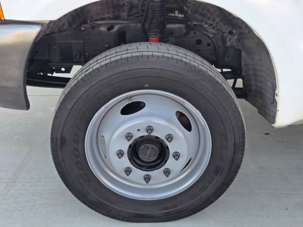 2000 Ford, dovoz USA — foto 11 z 12
