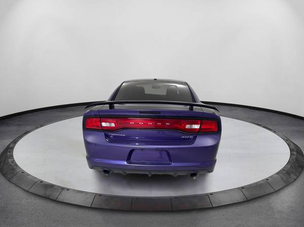 2014 Dodge, dovoz USA — foto 3 z 11