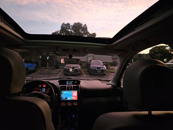 2015 Subaru, dovoz USA — foto 2 z 12