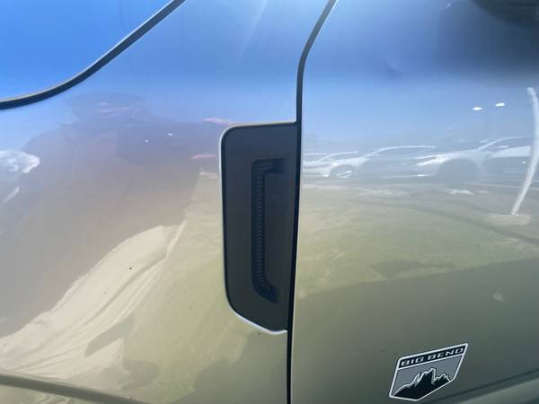 2021 Ford, dovoz USA — foto 4 z 12