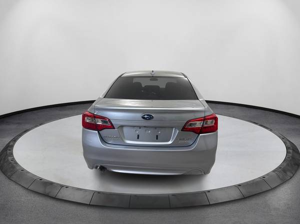 2017 Subaru, dovoz USA — foto 3 z 11