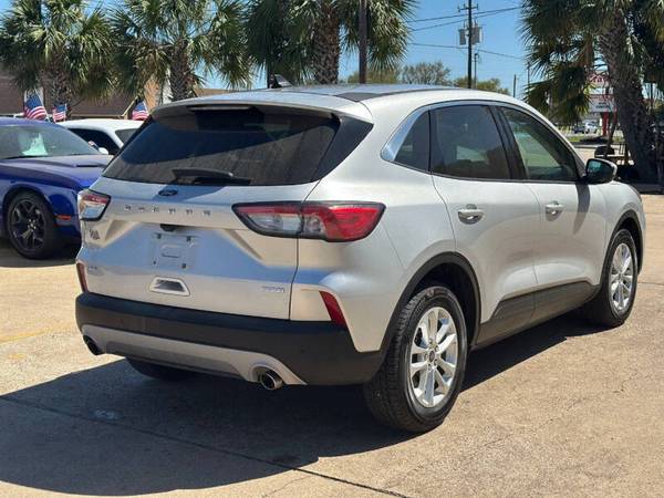 2020 Ford, dovoz USA — foto 5 z 12