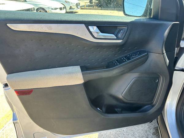 2020 Ford, dovoz USA — foto 9 z 12