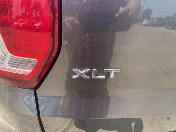 2016 Ford, dovoz USA — foto 6 z 12