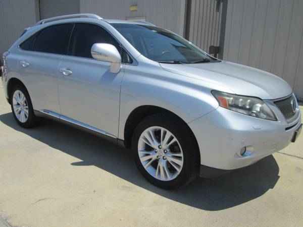 2010 Lexus, dovoz USA — foto 3 z 12