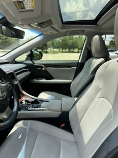 2017 Lexus, dovoz USA — foto 7 z 11