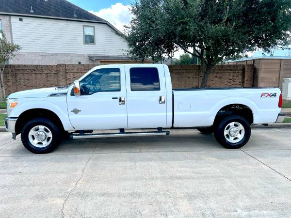 2015 Ford, dovoz USA — foto 3 z 11