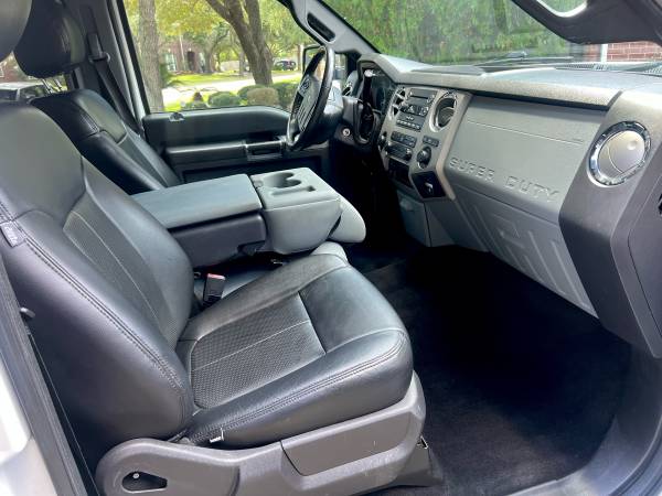 2015 Ford, dovoz USA — foto 9 z 11