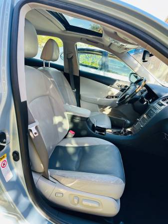 2010 Lexus, dovoz USA — foto 10 z 12