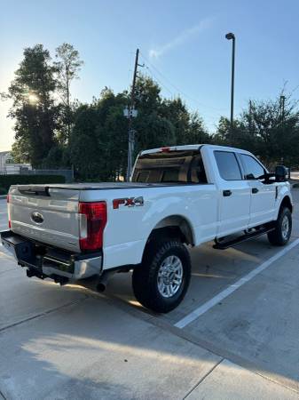 2019 Ford, dovoz USA — foto 5 z 12