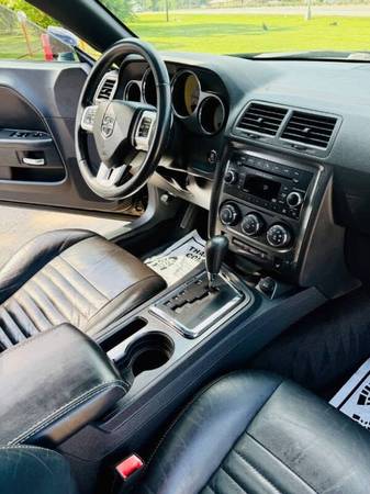 2012 Dodge, dovoz USA — foto 3 z 8