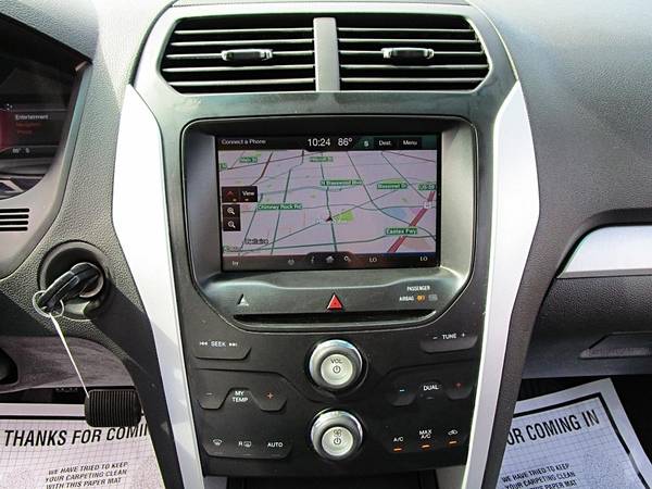 2015 Ford, dovoz USA — foto 11 z 12