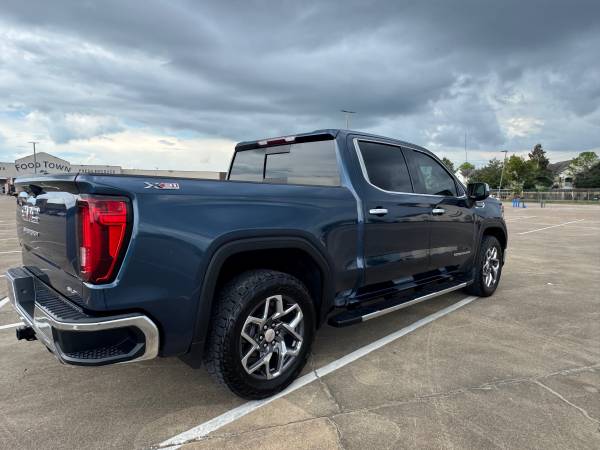 2023 GMC, dovoz USA — foto 5 z 12