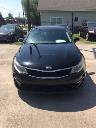 2016 Kia, dovoz USA — foto 2 z 12