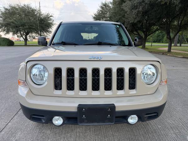 2017 Jeep, dovoz USA — foto 8 z 12