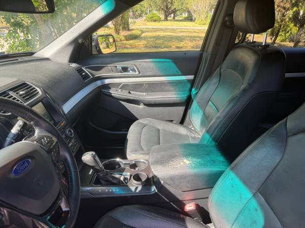 2016 Ford, dovoz USA — foto 11 z 12