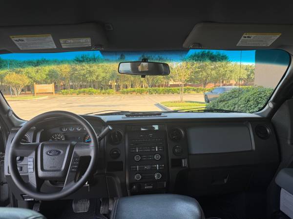 2014 Ford, dovoz USA — foto 6 z 8