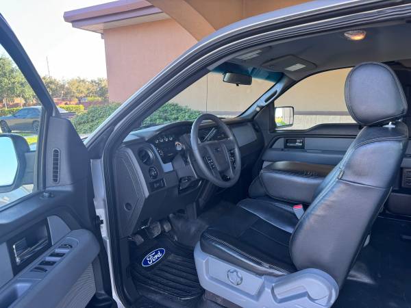 2014 Ford, dovoz USA — foto 7 z 8