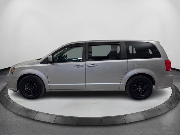 2019 Dodge, dovoz USA — foto 6 z 11