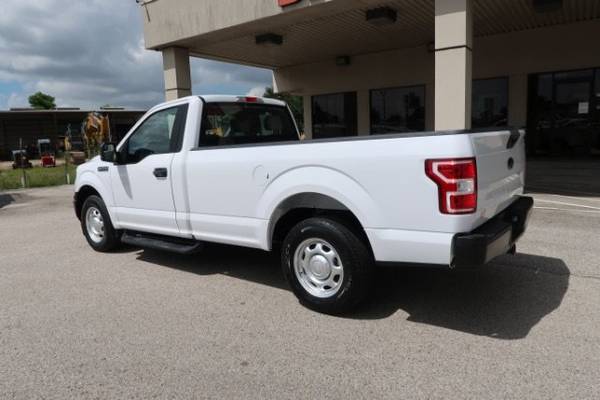 2018 Ford, dovoz USA — foto 7 z 12