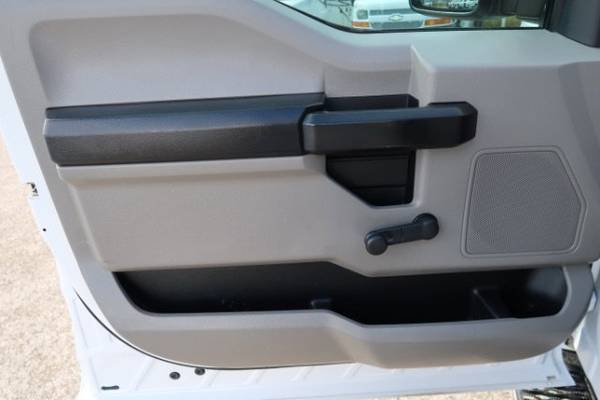 2019 Ford, dovoz USA — foto 10 z 12