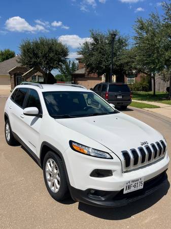 2018 Jeep, dovoz USA — foto 2 z 8