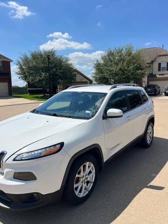 2018 Jeep, dovoz USA — foto 3 z 8