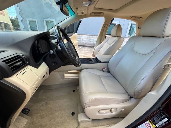 2015 Lexus, dovoz USA — foto 11 z 12