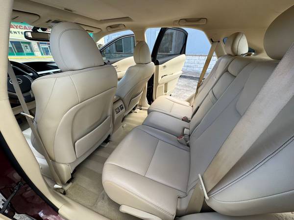 2015 Lexus, dovoz USA — foto 12 z 12