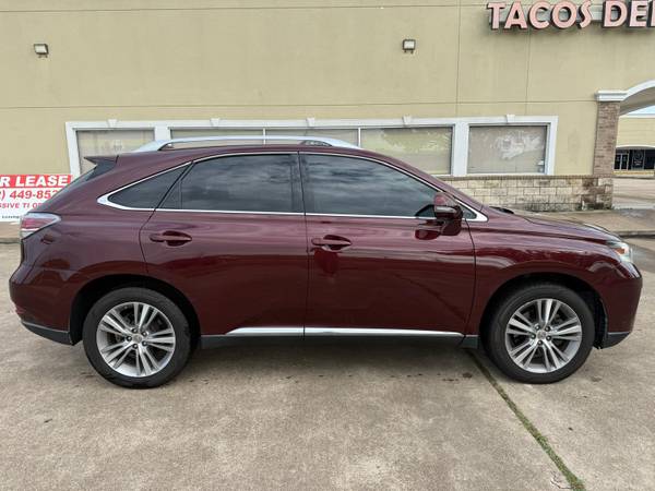 2015 Lexus, dovoz USA — foto 2 z 12
