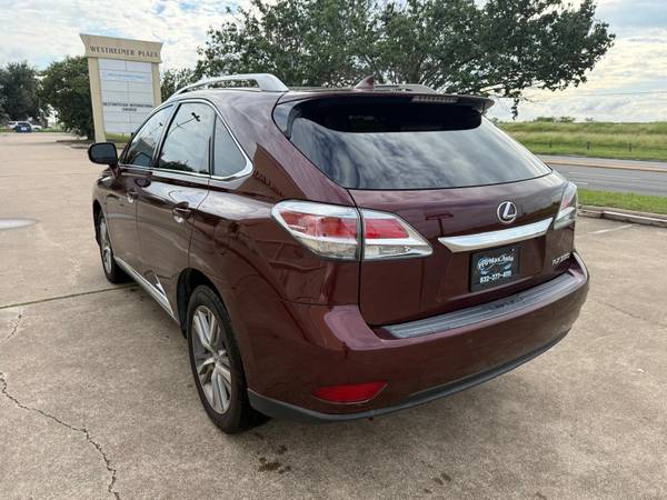2015 Lexus, dovoz USA — foto 5 z 12
