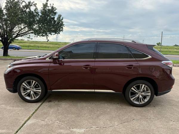 2015 Lexus, dovoz USA — foto 6 z 12