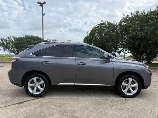 2014 Lexus, dovoz USA — foto 2 z 12
