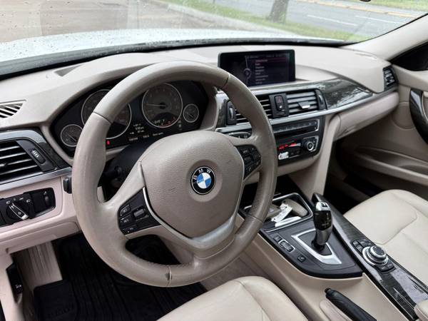 2013 BMW, dovoz USA — foto 10 z 12